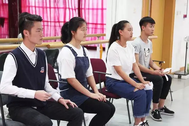 北京播音主持艺考的主要流程 北京播音主持艺考的主要流程