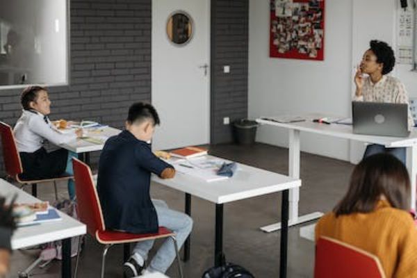 2022年贵州贵阳中山科技学校网站网址